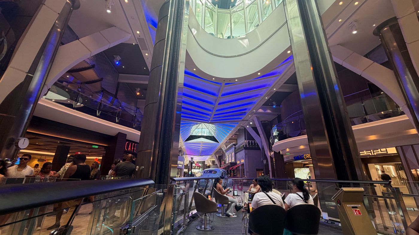 Journal photo from boarding day on Utopia of the Seas