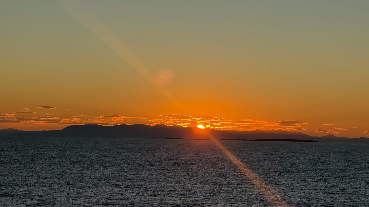 Journal photo from Sea day — photo 2 of 3